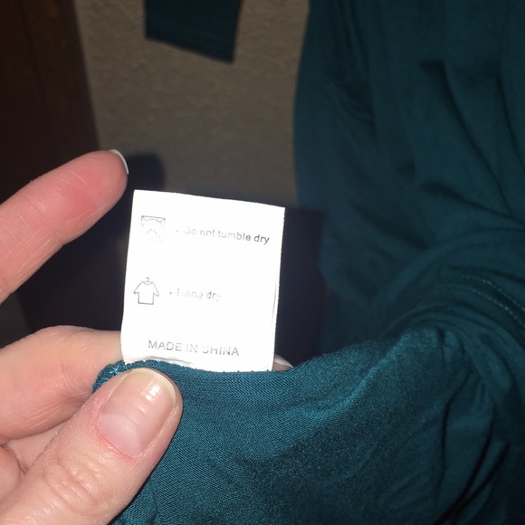 Pocketed Dress - Picture 5 of 6